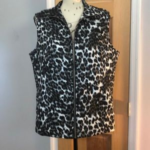 CHICO’S LEOPARD VEST